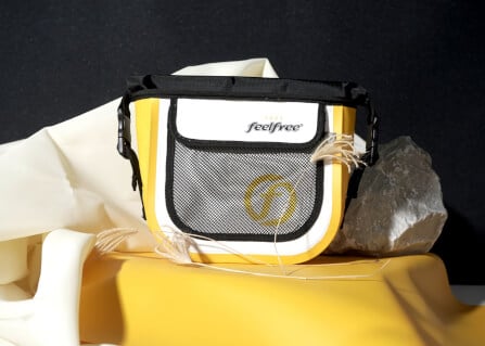 กระเป๋าสะพายกันน้ำ FEELFREE JAZZ 23 สี WHITE / YELLOW_3